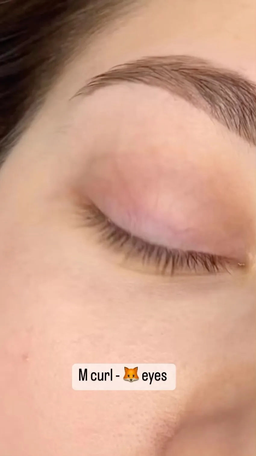 M-curl lash lift — fox eye effect